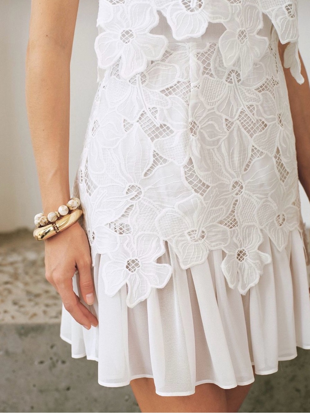 Commense White Floral Lace Mini Dress - Picture 7 of 10